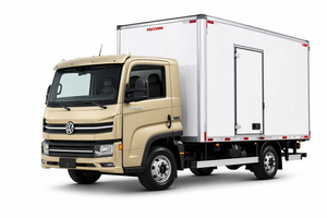 Caminhão 3/4 com Baú